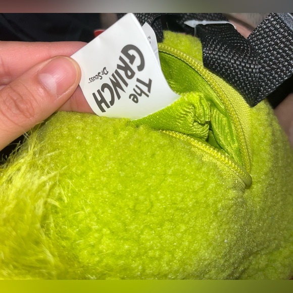 The Grinch Green Backpack - Picture 5 of 7